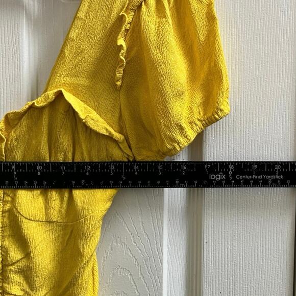 Line and Dot Crepe Elena Front Ruffle Back Smocked Detail Coquette Top Medium - Picture 10 of 12